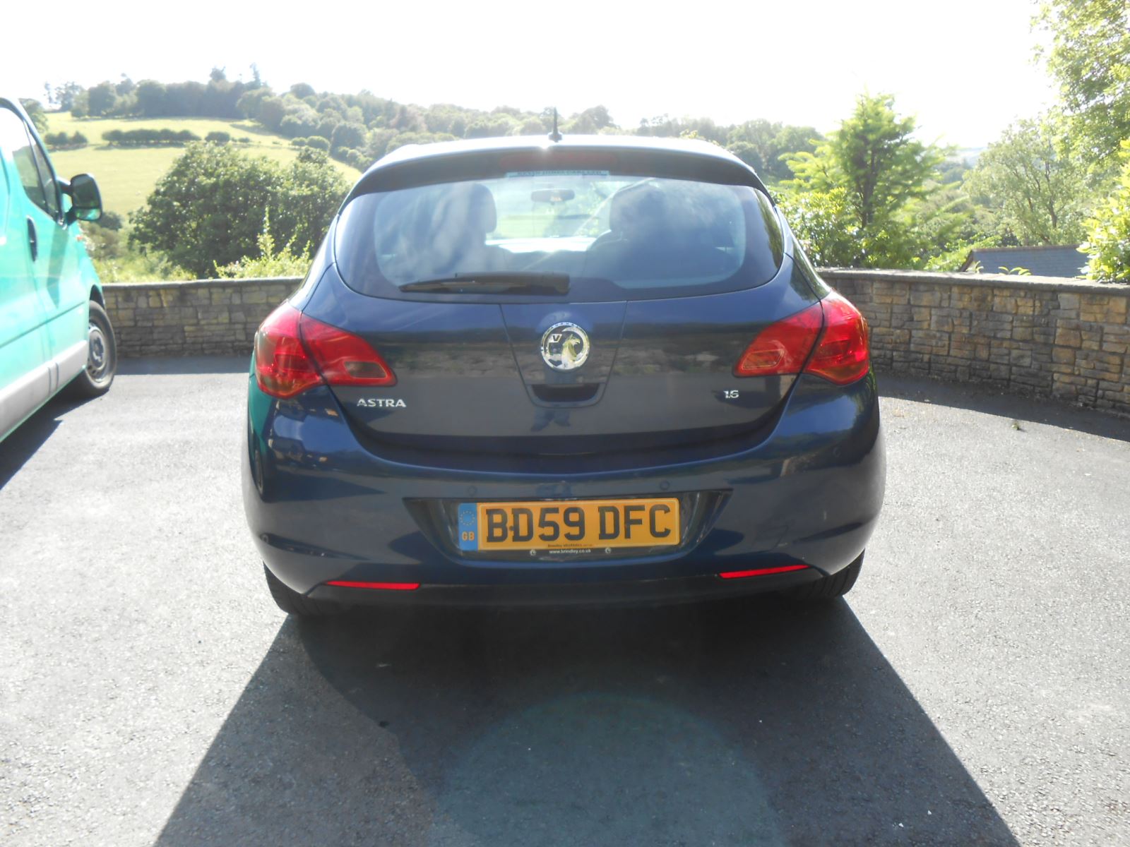 Vauxhall Astra 1.6 Exclusive car for sale Llanidloes Powys Mid Wales